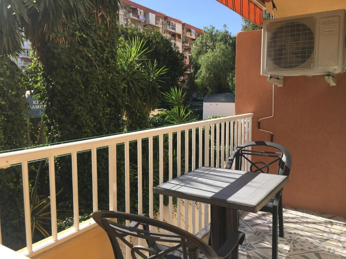 Aguila Apartamento Con Vistas Беналмадена Екстериор снимка