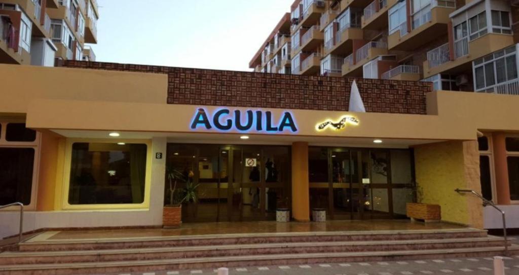 Aguila Apartamento Con Vistas Беналмадена Екстериор снимка
